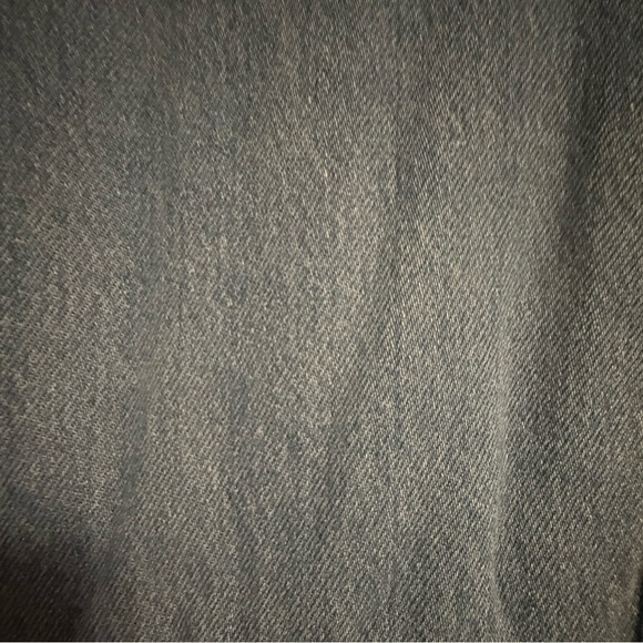 Old Navy Light Wash Denim Cargo Jeans - high waisted - Picture 4 of 6